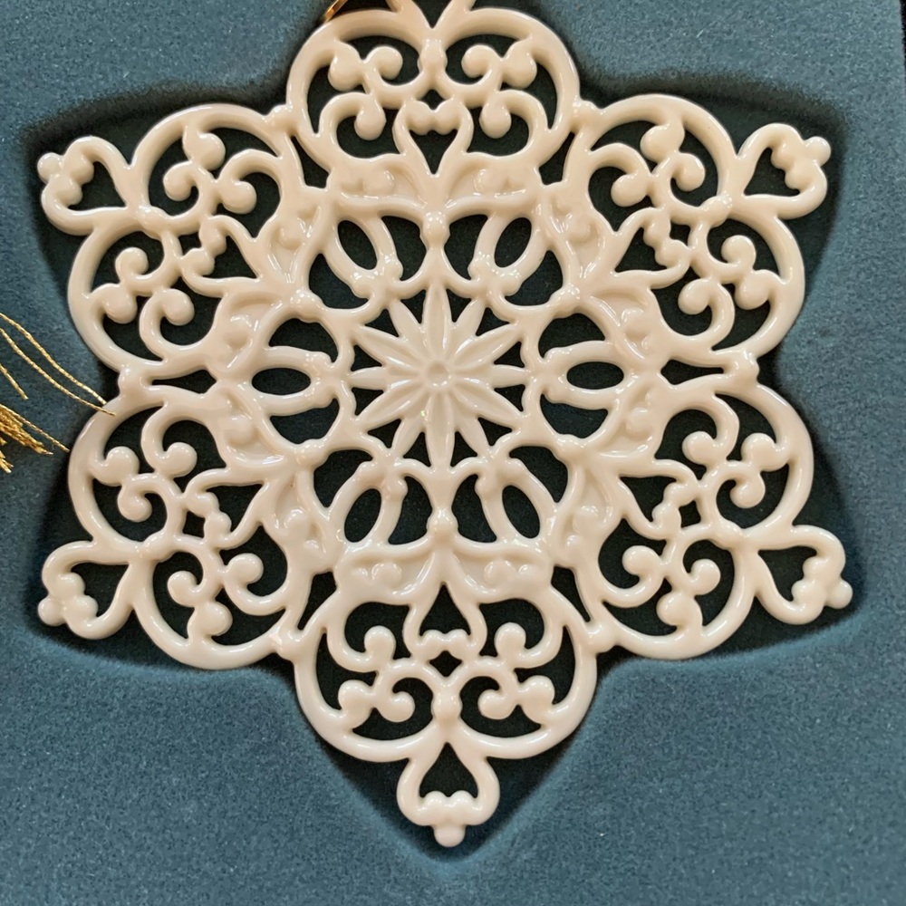 Lenox Cream Snowflake Ornament